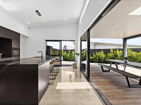 28 Lochhead Street, Mahora