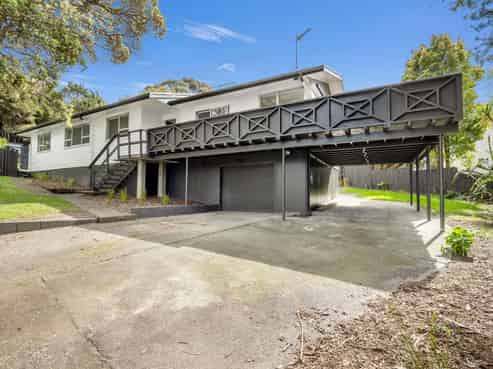 9 Tahu Crescent, Sunnynook