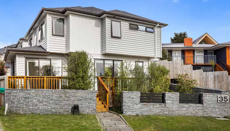 35 Noall Street, Te Atatu Peninsula