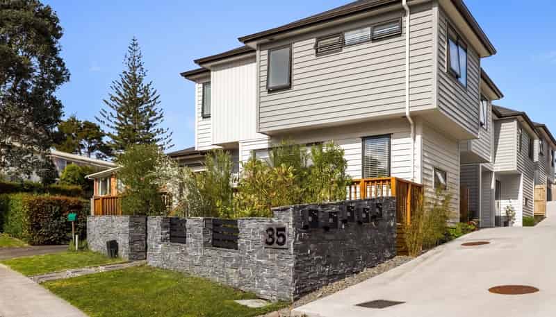 35 Noall Street, Te Atatu Peninsula