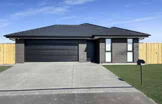 1 Bob Reid Crescent, Darfield
