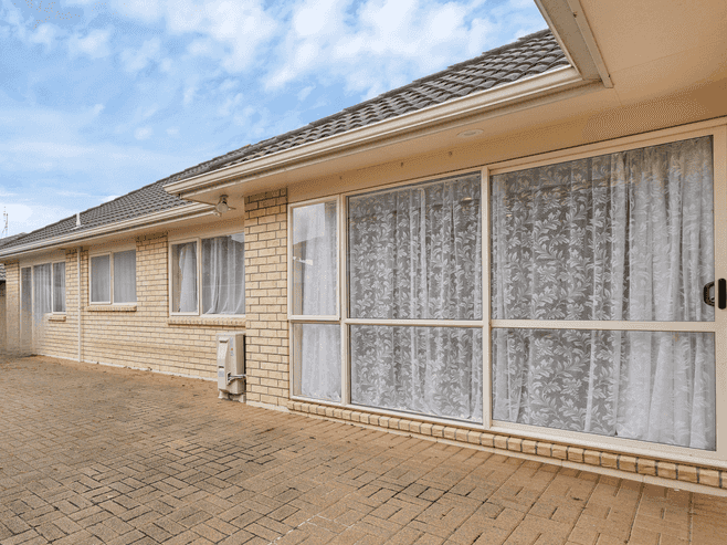 1 Monash Place, Flat Bush