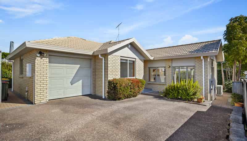 7 Angel Way, Stanmore Bay