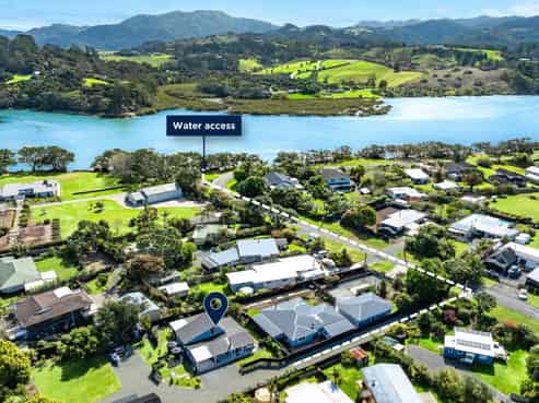 4A Riverside Drive, Point Wells