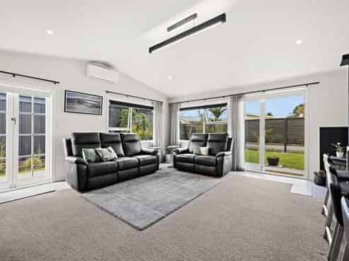 4A Riverside Drive, Point Wells