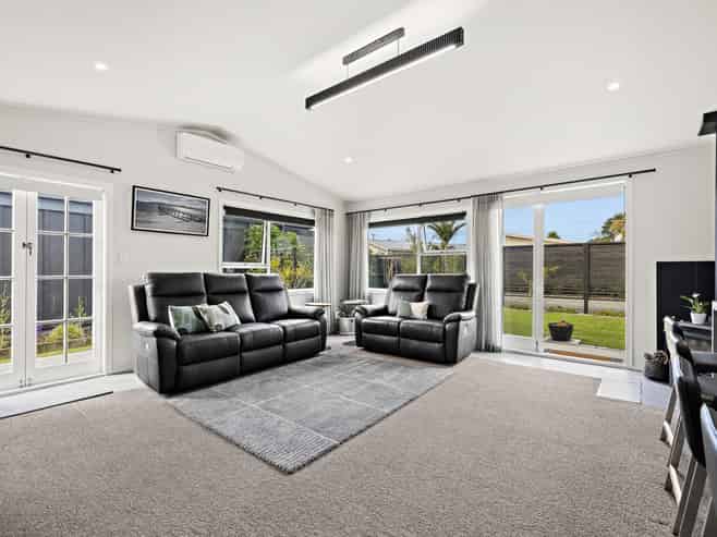 4A Riverside Drive, Point Wells