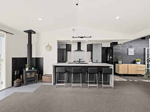 4A Riverside Drive, Point Wells