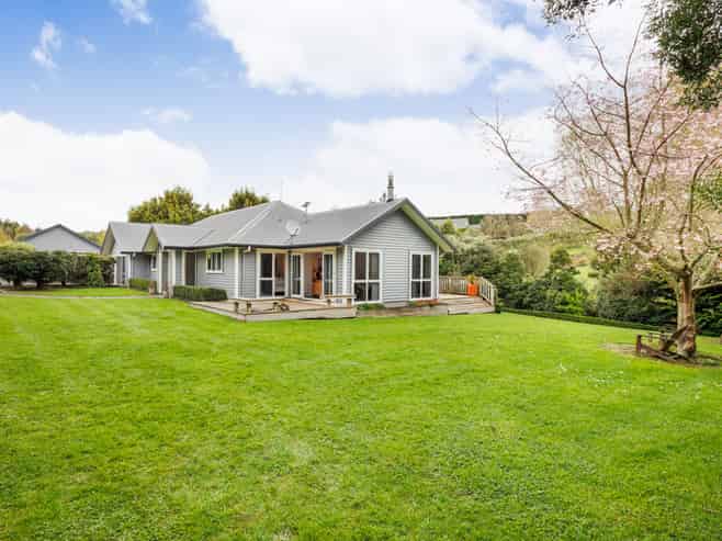 35 Oram Drive, Turitea