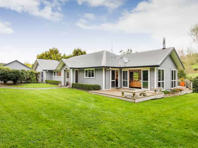 35 Oram Drive, Turitea