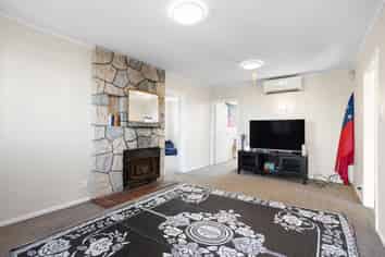 223 Sturges Road, Henderson