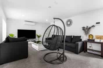 282 Mahia Road, Weymouth