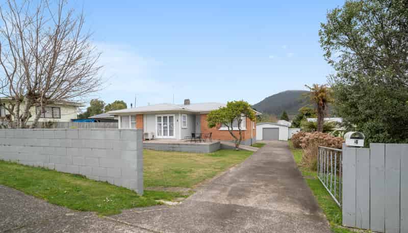4 Neil Road, Fairy Springs
