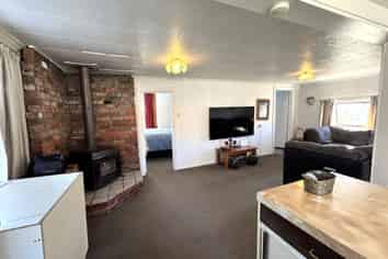 82 Salcombe Street, KAITANGATA