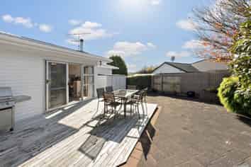 17 Kimber Hall Avenue, Mount Roskill