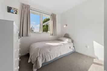 17 Kimber Hall Avenue, Mount Roskill