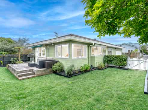 28A Renfrew Avenue, Sandringham