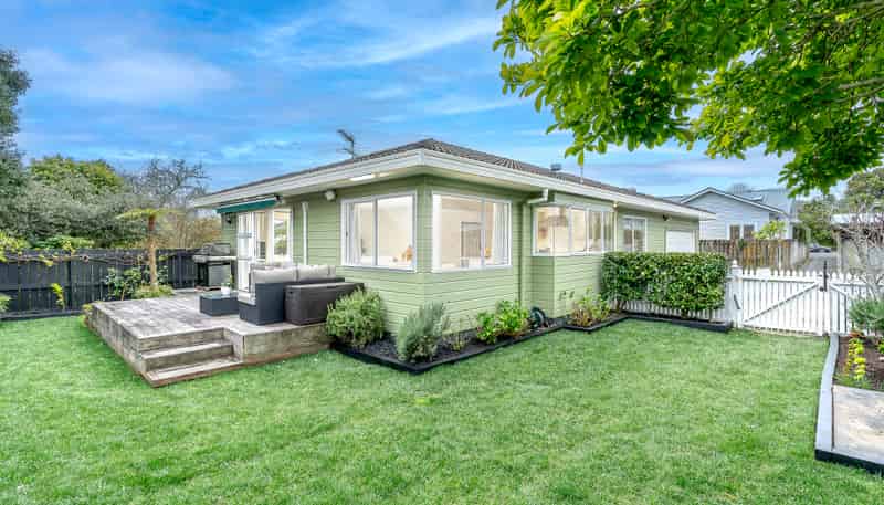 28A Renfrew Avenue, Sandringham