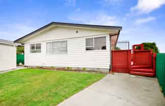 27A Chetwode Grove, Newlands