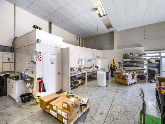 Tilt slab industrial - Tenant investment or vacant