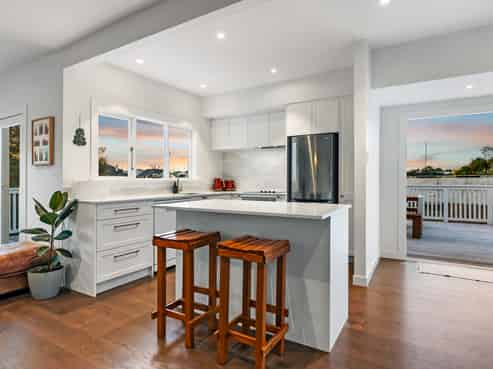 16 School Road, Kingsland