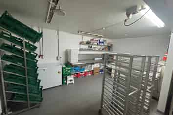 Wholesale Bakery Setup - Turnkey Opportunity