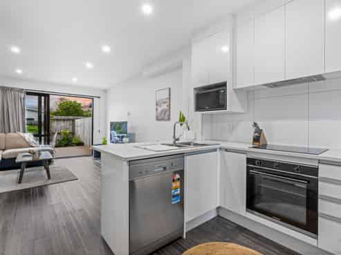 6/3 Abbotleigh Avenue, Te Atatu Peninsula