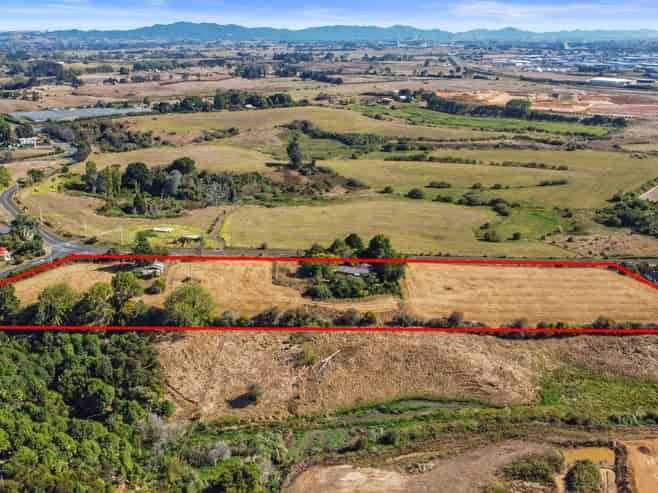 Big Home - Big Land - Development Opportunity