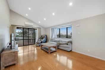 159 Clovelly Road, Bucklands Beach