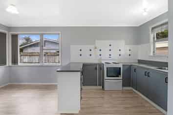 6 Chester Road, Springvale