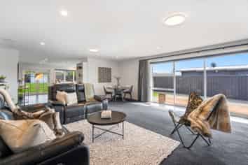 8 Margate Street, Waihola