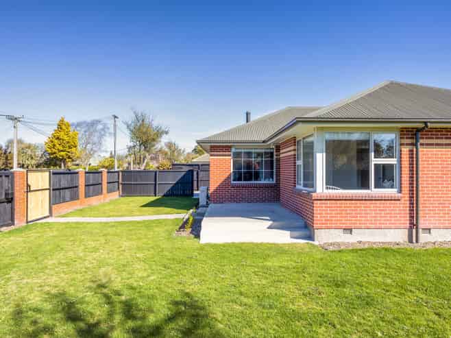 5A Rossiter Avenue, Redwood