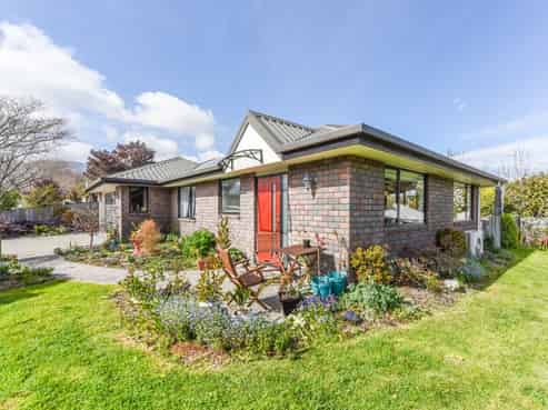 5 Allport Place, Stoke