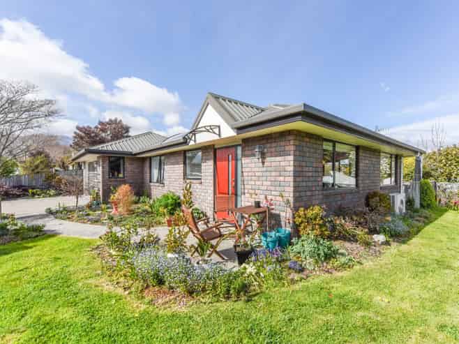 5 Allport Place, Stoke