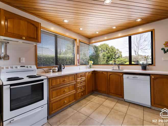 55 Holyhead Street, Outram