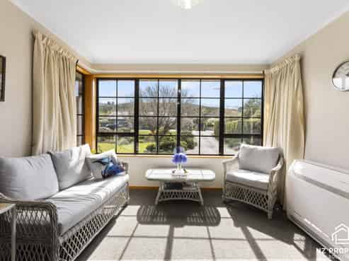 55 Holyhead Street, Outram