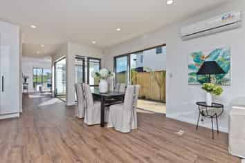10 Syd Grant Crescent, Orewa