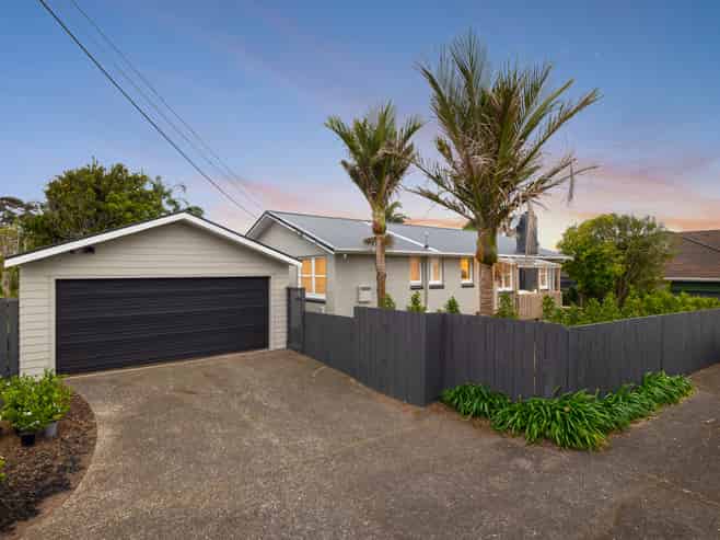 52 Wiseley Road, Hobsonville