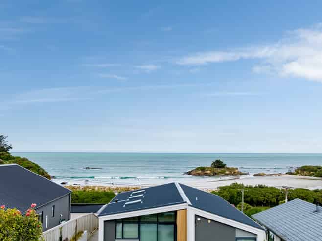 19 Seaview Road, Brighton