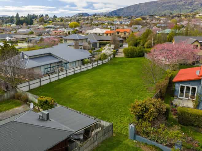 3 Stonebridge Close, Wanaka