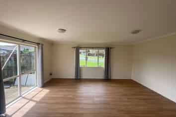 53 Robin Brooke Drive, Flat Bush