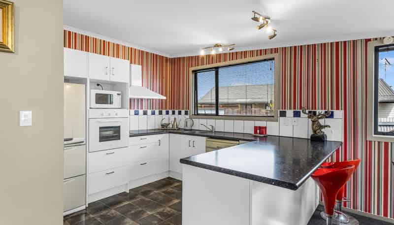 6 Porritt Place, Waipukurau and Surrounds