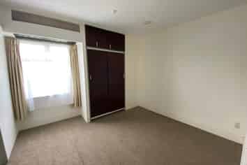 86A Linton Street, West End
