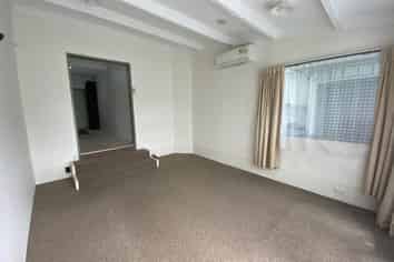 86A Linton Street, West End