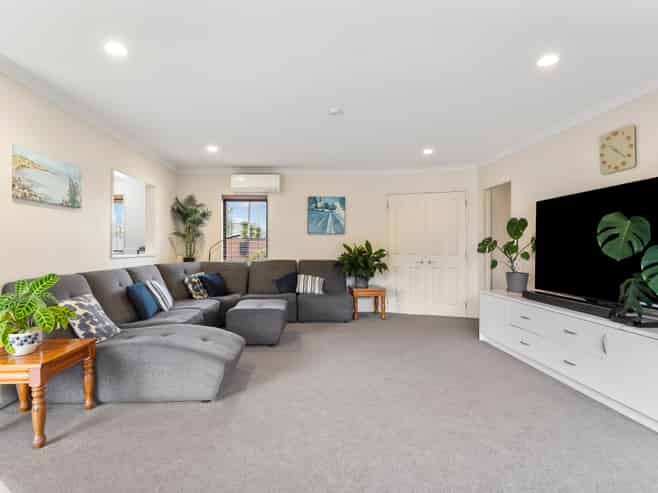 92 Third View Avenue, Beachlands