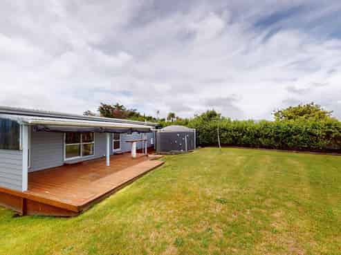 11 Ramona Avenue, Waitarere Beach