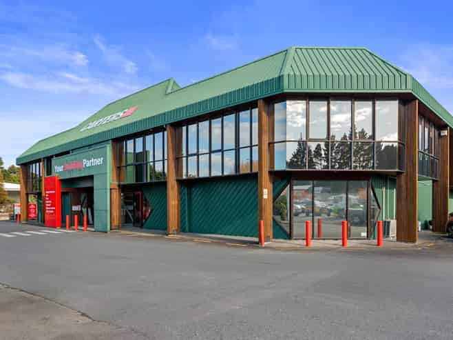 Long term lease to Carters