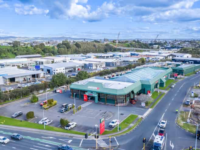 Long term lease to Carters