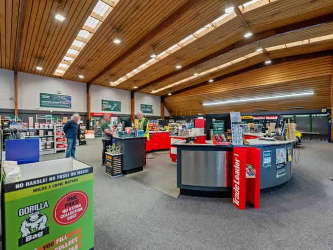 Long term lease to Carters