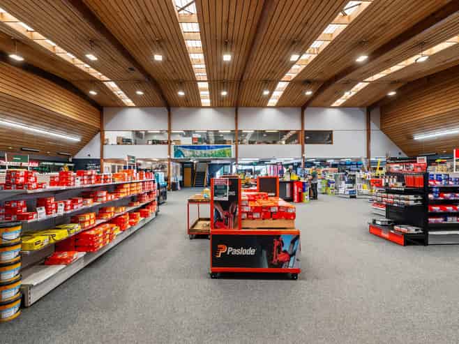 Long term lease to Carters
