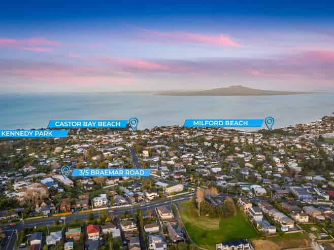 3/5 Braemar Road, Castor Bay